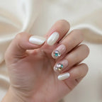 Gemstone Glow Short Oval Press-On Nails for Typing & Commute | MOONLEE