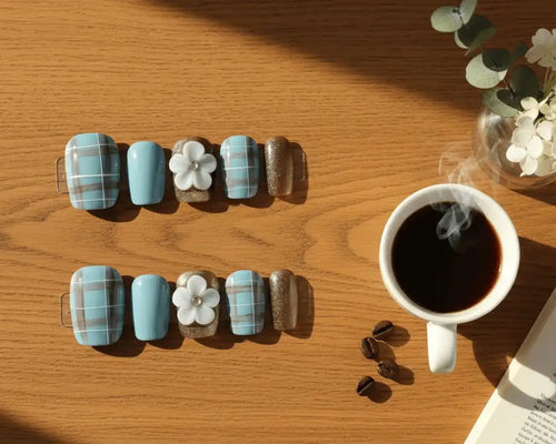 Blueberry Toffee Tart Short Squoval Press-On Nails for Typing & Commute | MOONLEE