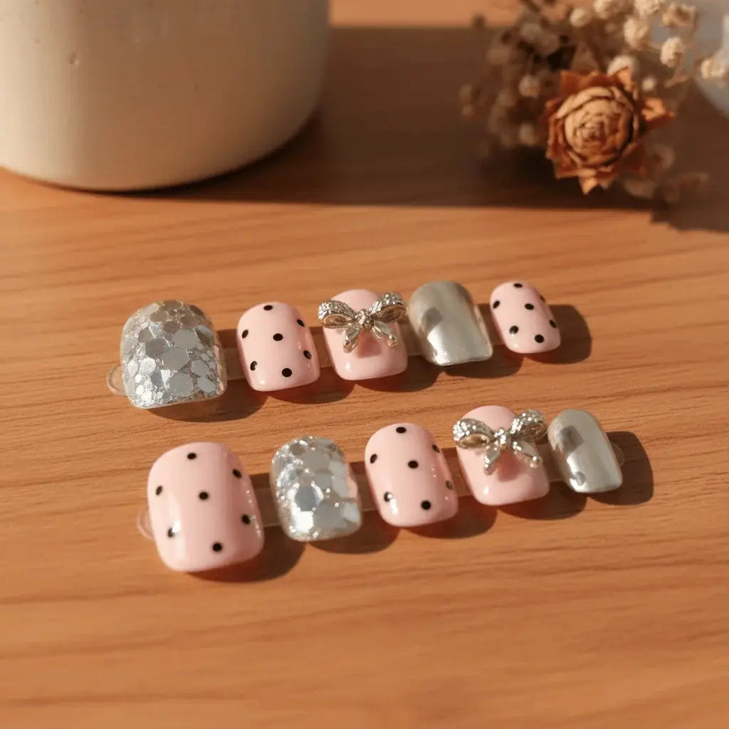Pink Sugar Truffle Short Squoval Press-On Nails for Typing & Commute | MOONLEE