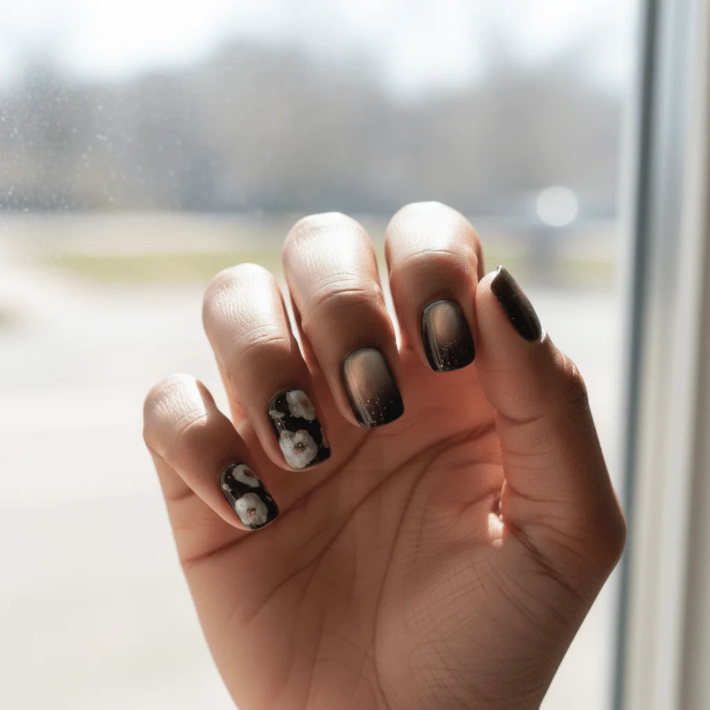 Mocha Cream Blossom Short Oval Press-On Nails for Typing & Commute | MOONLEE