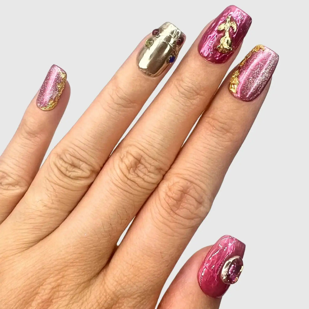 Pretty Guardian Short Squoval Press-On Nails for Typing & Commute | MOONLEE