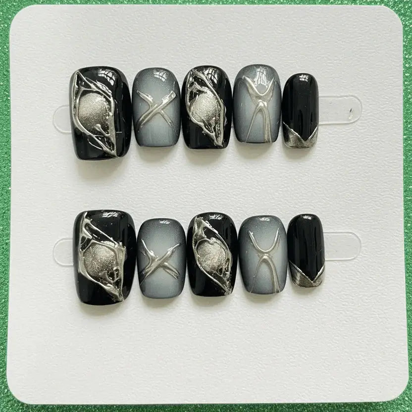 Static Grape Short Stiletto Press-On Nails for Typing & Commute | MOONLEE